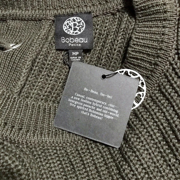 Bobeau NWT Strap Up Back Sweater Women MP - Picture 9 of 11